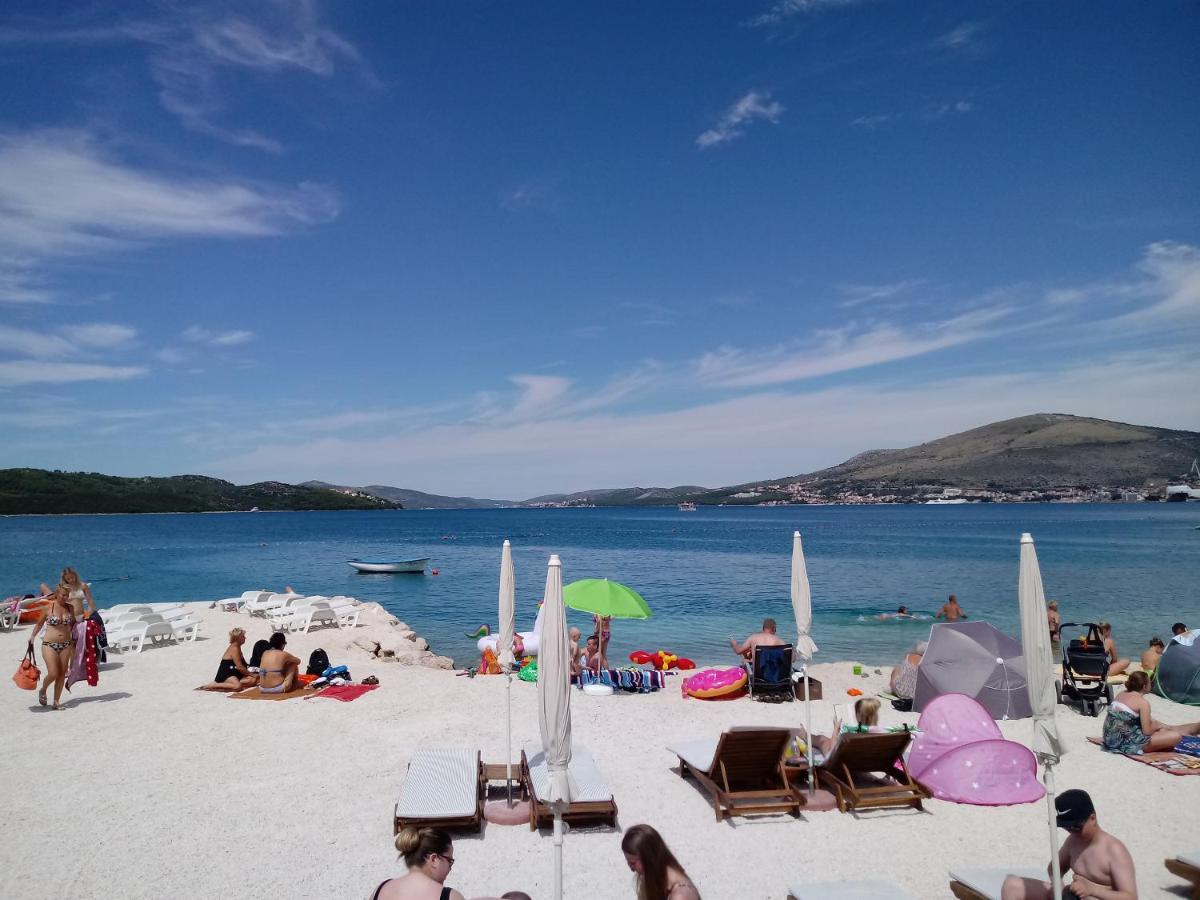 Studio-Appartements Emwey Trogir Zewnętrze zdjęcie