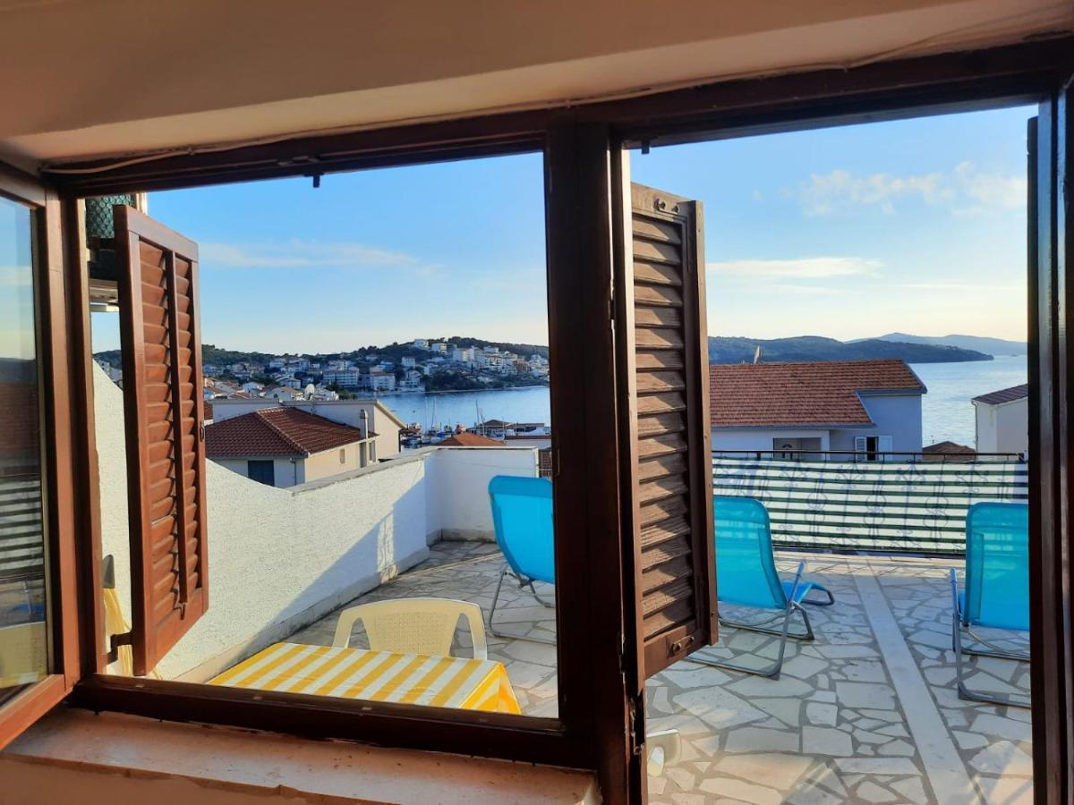 Studio-Appartements Emwey Trogir Zewnętrze zdjęcie