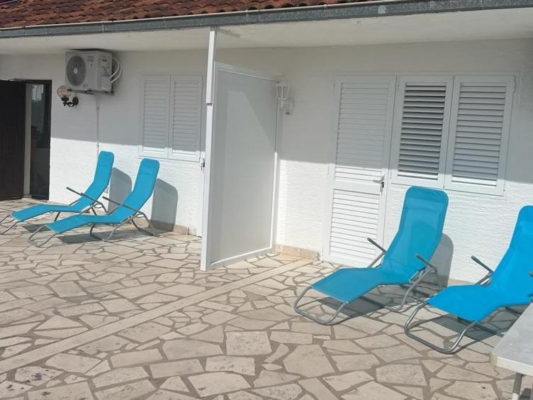 Studio-Appartements Emwey Trogir Zewnętrze zdjęcie