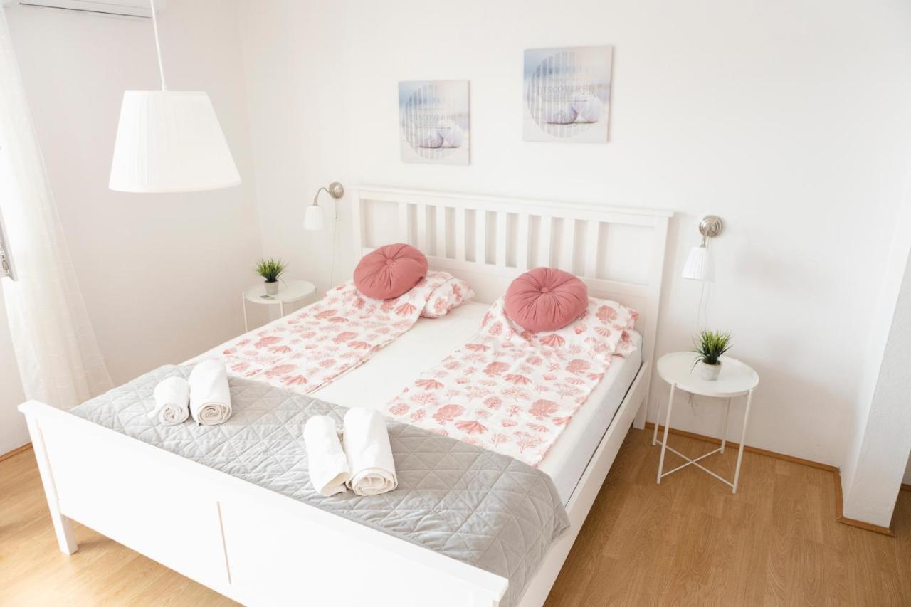 Studio-Appartements Emwey Trogir Zewnętrze zdjęcie
