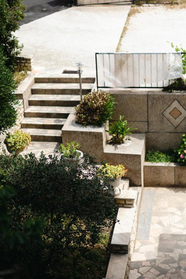 Studio-Appartements Emwey Trogir Zewnętrze zdjęcie