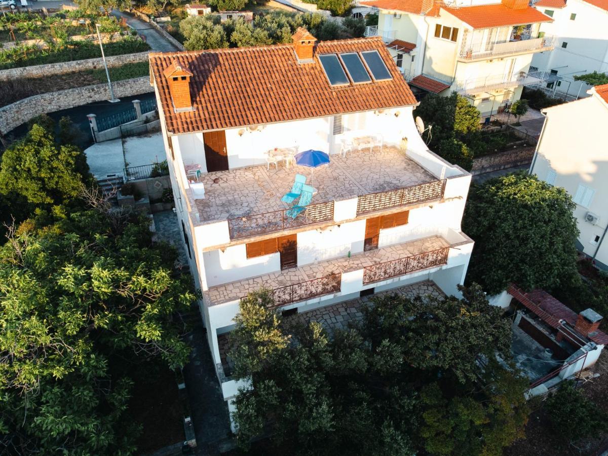 Studio-Appartements Emwey Trogir Zewnętrze zdjęcie