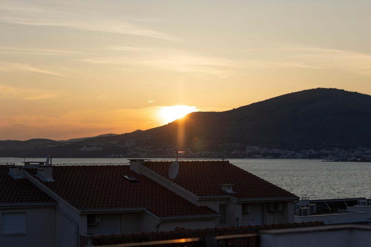 Studio-Appartements Emwey Trogir Zewnętrze zdjęcie